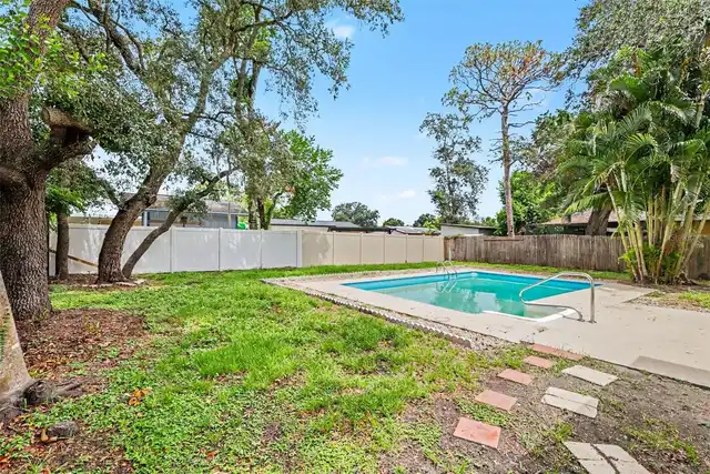 Listing Photo 20