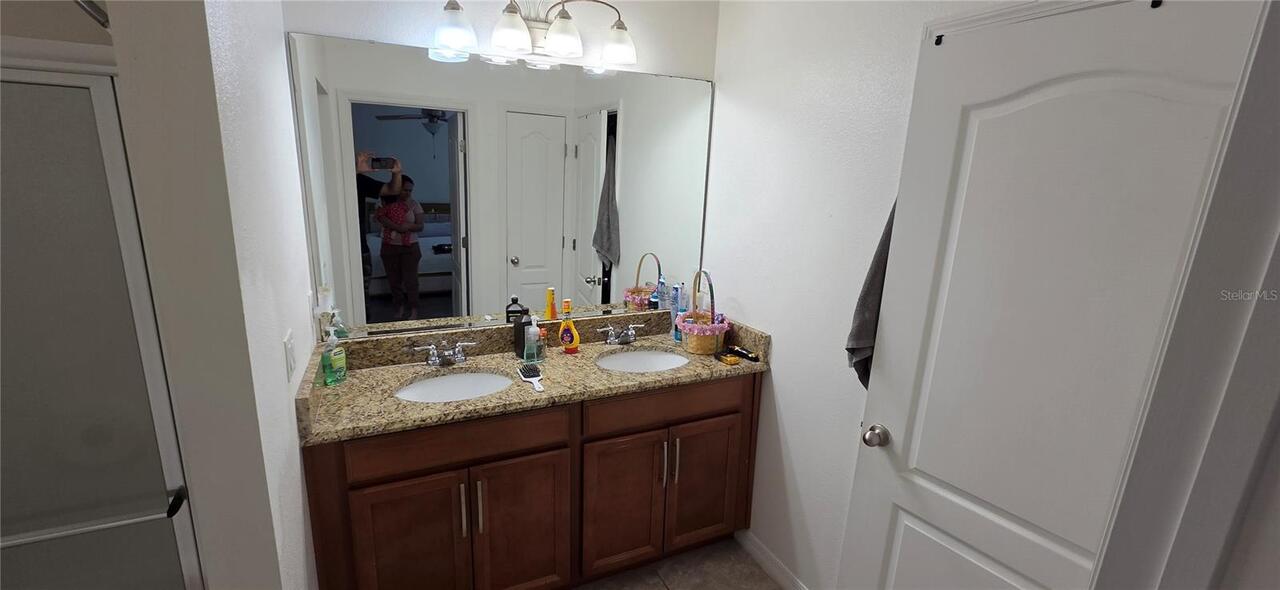 Listing Photo 11