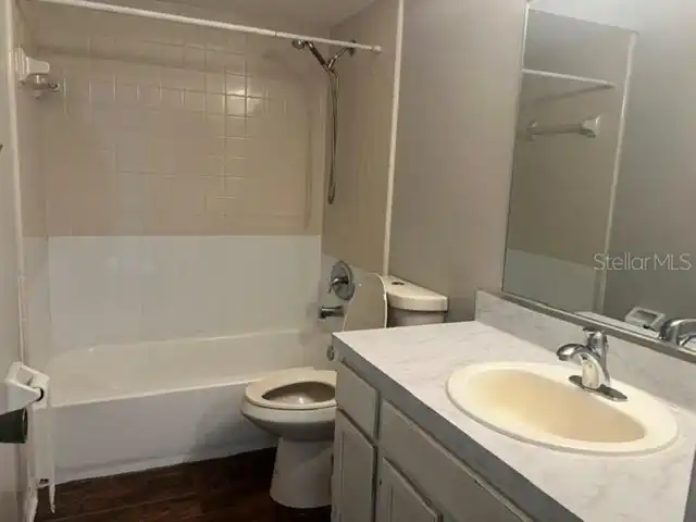 Listing Photo 10