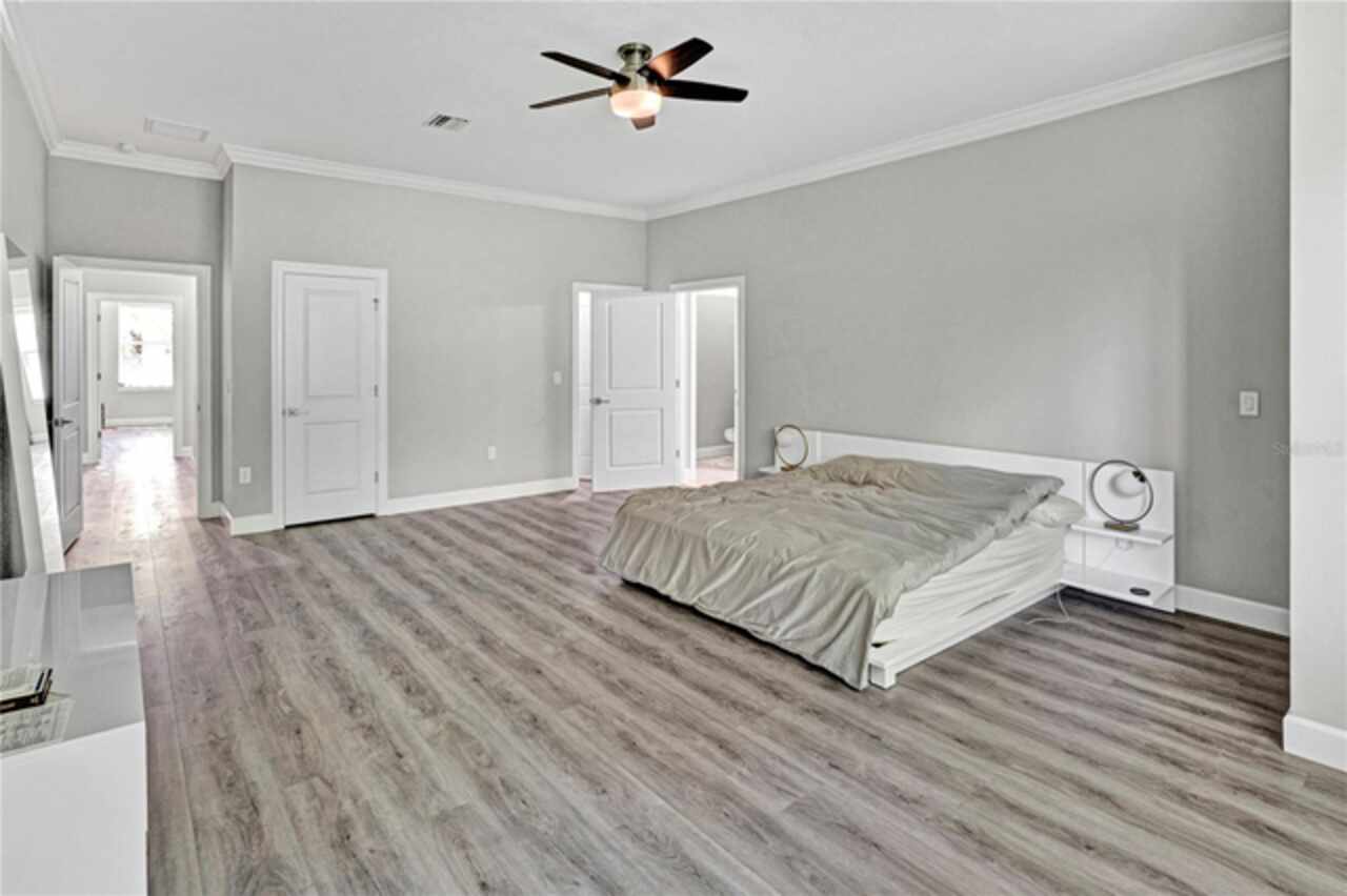 Listing Photo 24