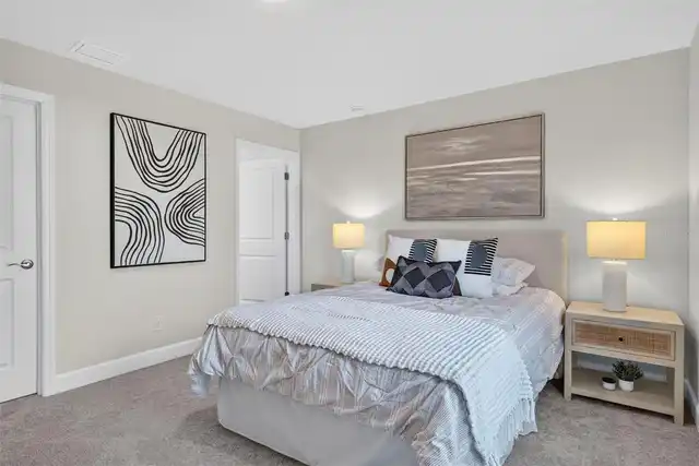 Listing Photo 17