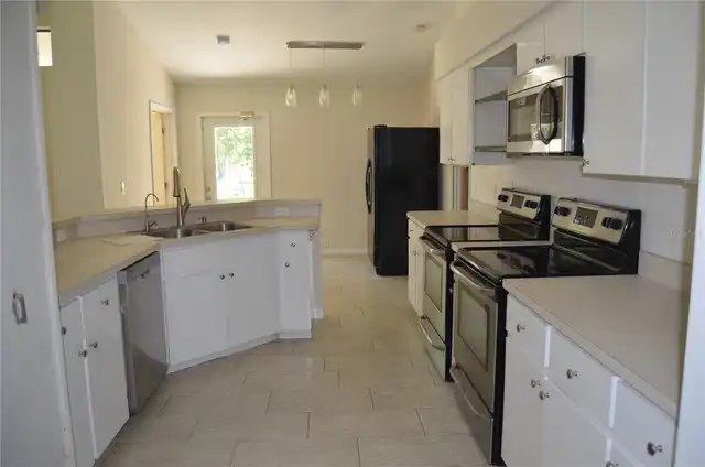 Listing Photo 15