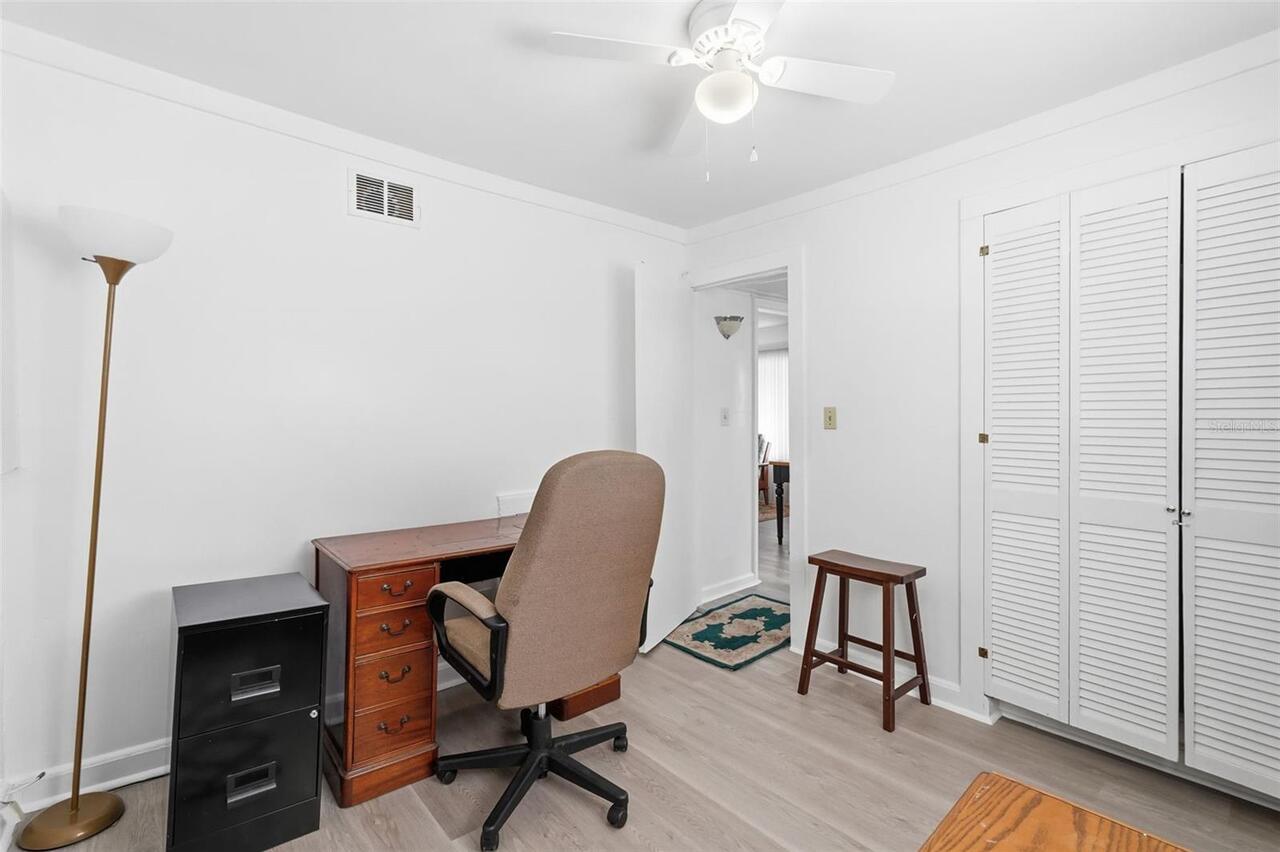 Listing Photo 9