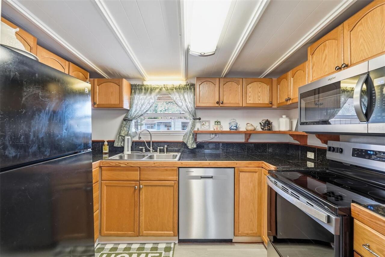 Listing Photo 19
