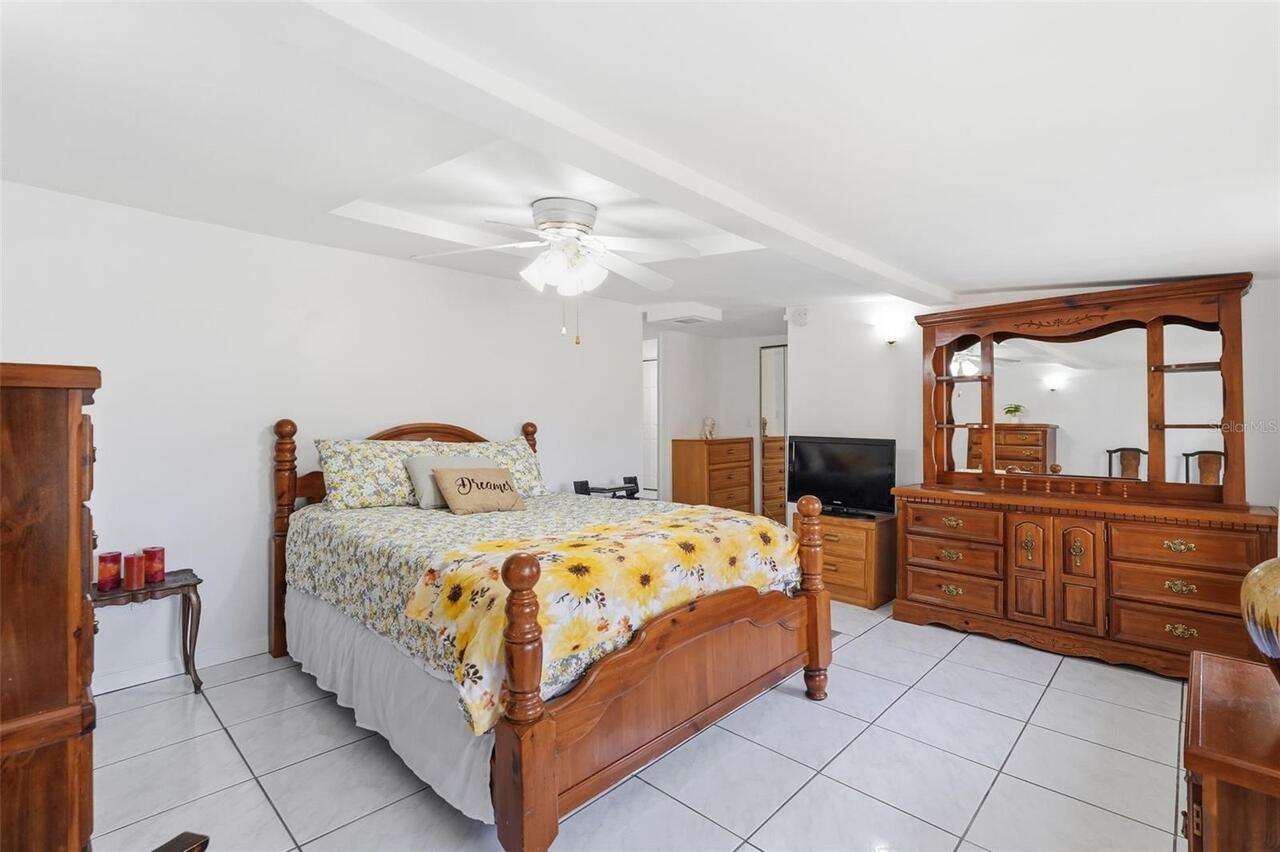 Listing Photo 24