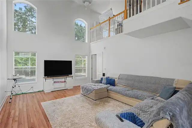 Listing Photo 14