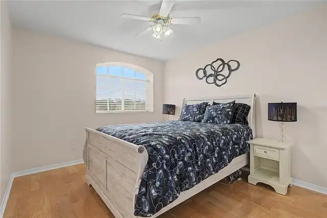 Listing Photo 25