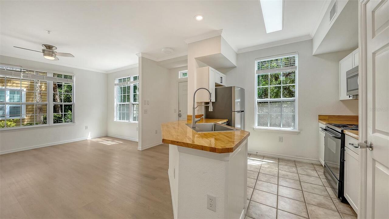 Listing Photo 14