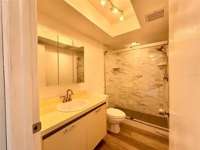 Listing Photo 20