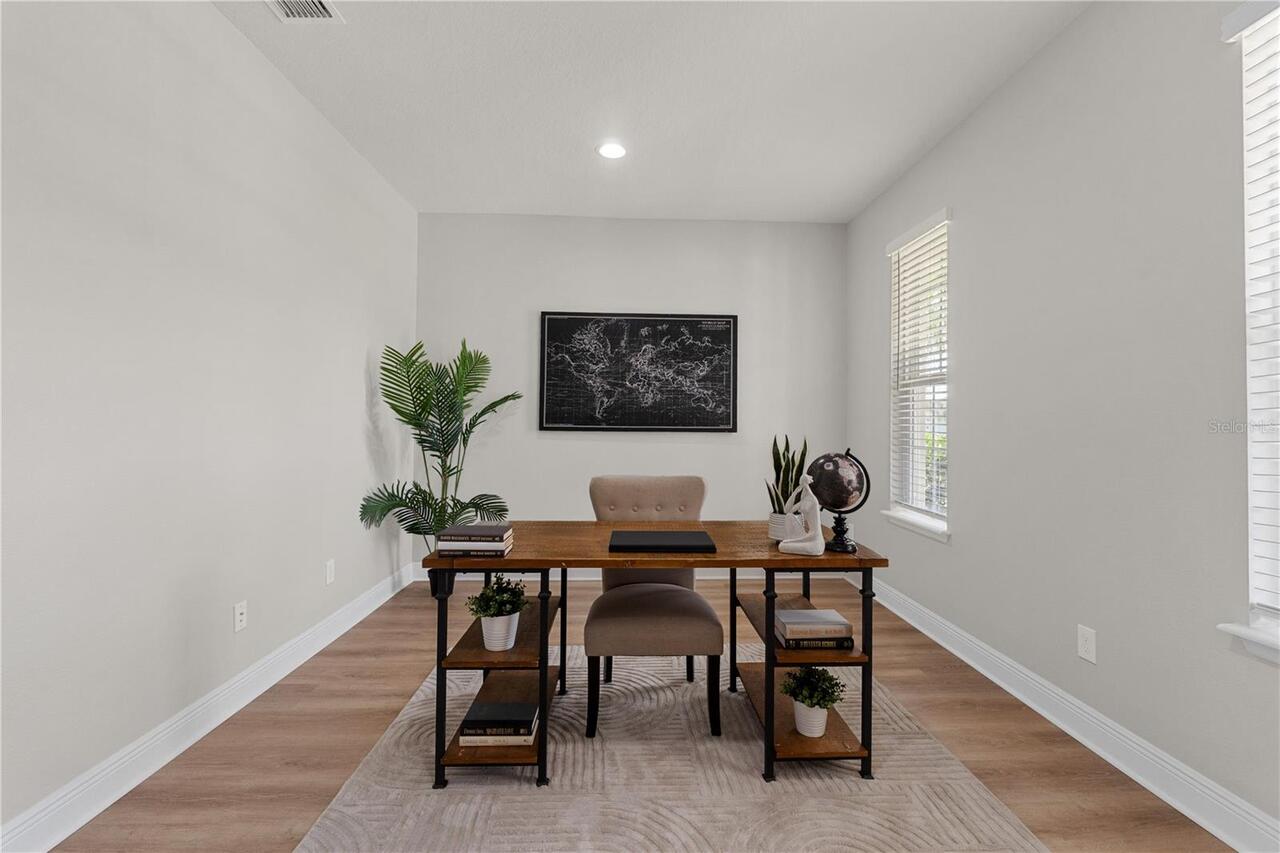 Listing Photo 12