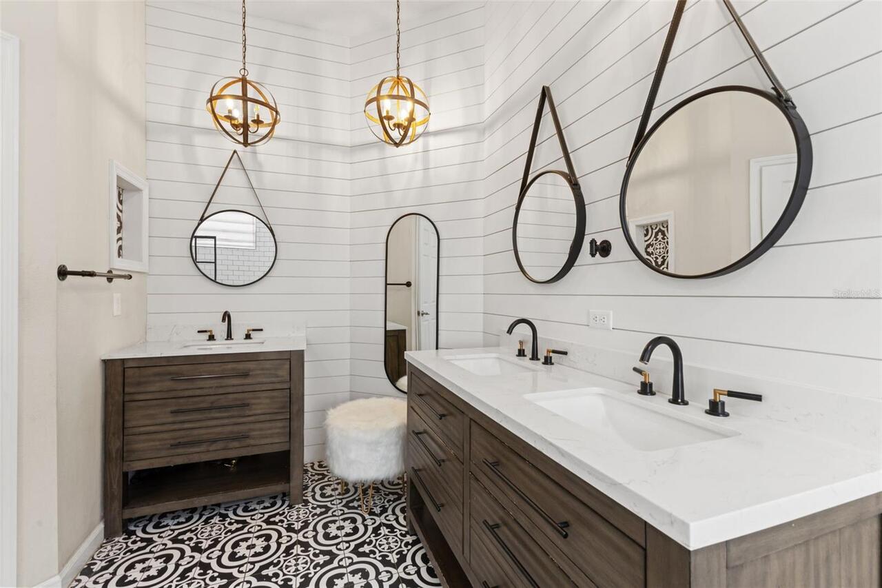 Listing Photo 30