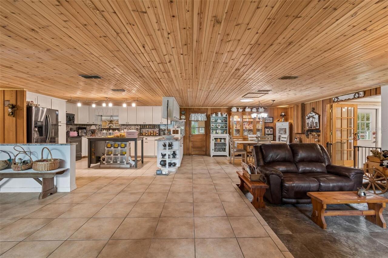 Listing Photo 8