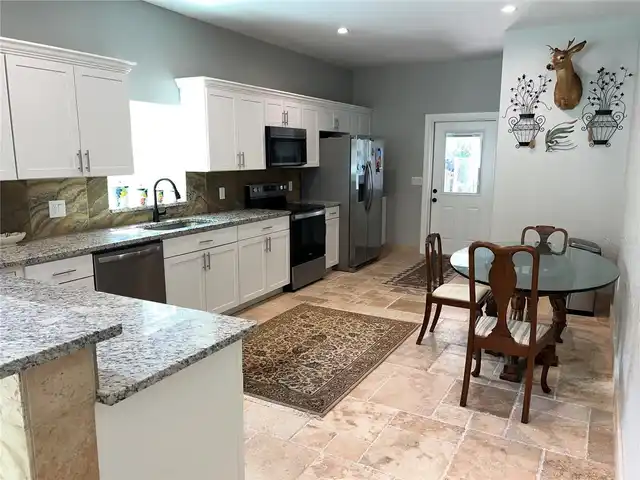 Listing Photo 15
