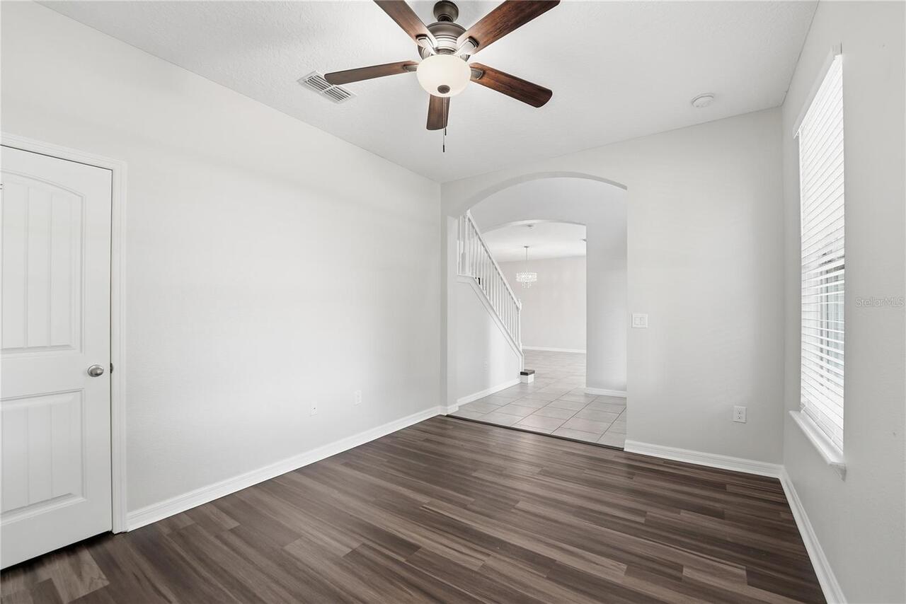 Listing Photo 9
