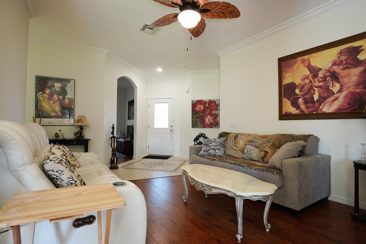 Listing Photo 14