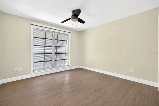 Listing Photo 26