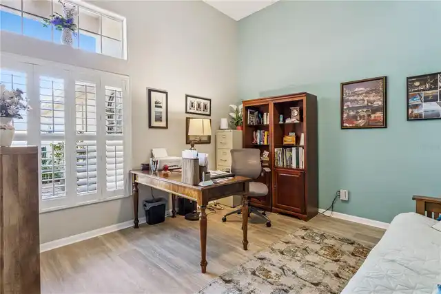 Listing Photo 9