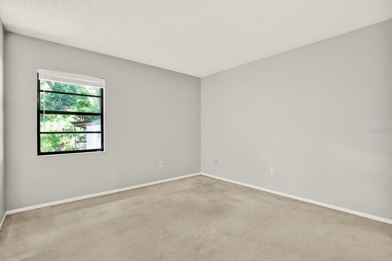 Listing Photo 28