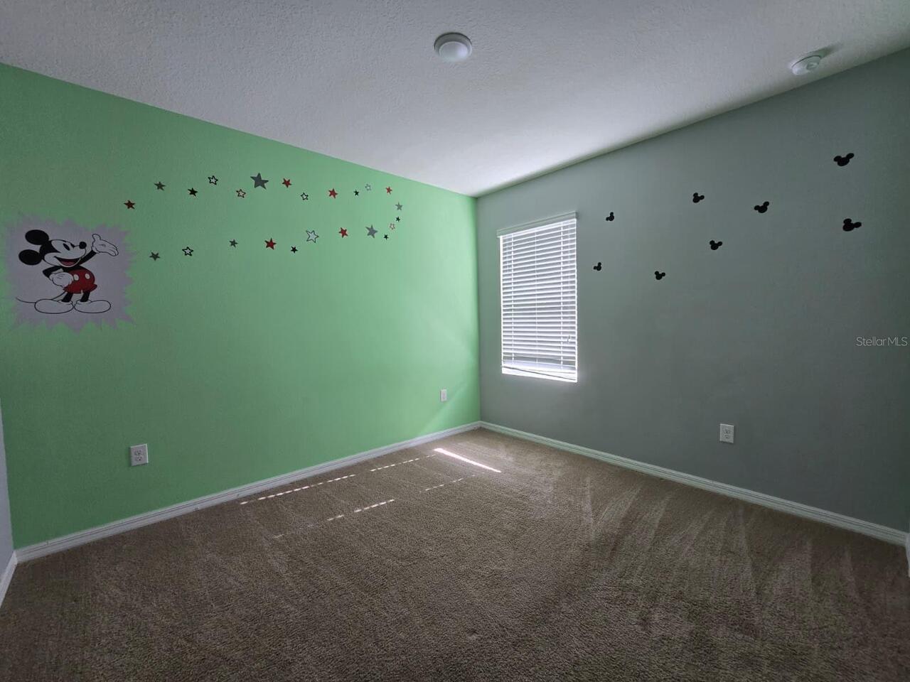 Listing Photo 8