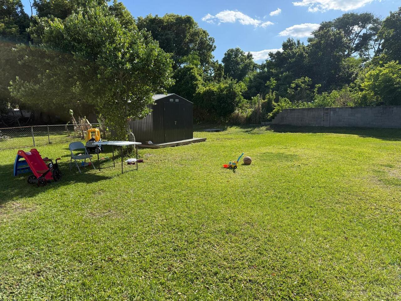 Listing Photo 11