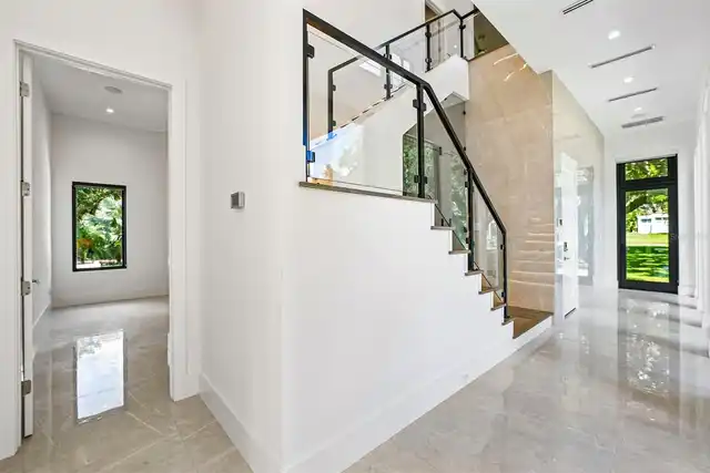 Listing Photo 19