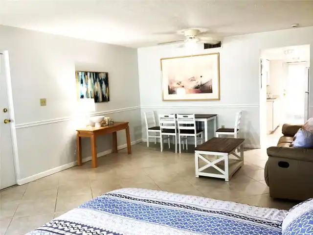 Listing Photo 7