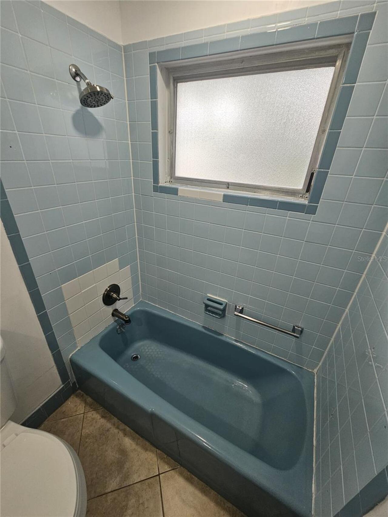 Listing Photo 8