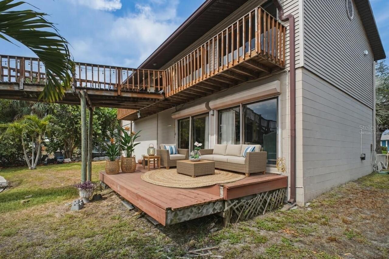 Listing Photo 10