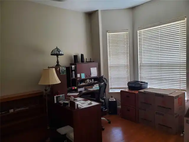 Listing Photo 9