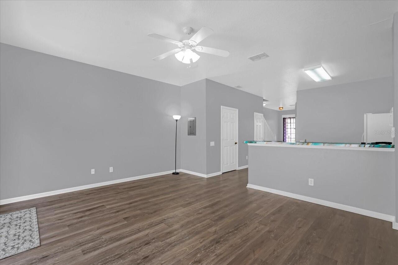 Listing Photo 12
