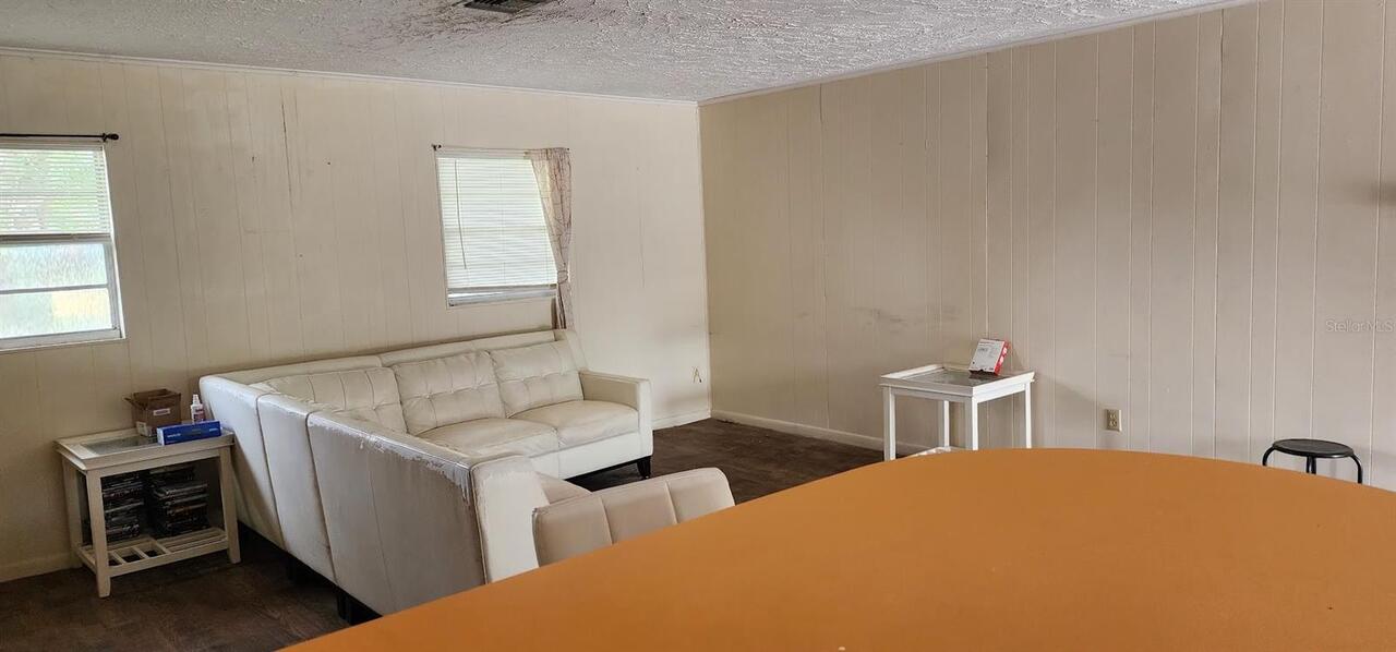 Listing Photo 7