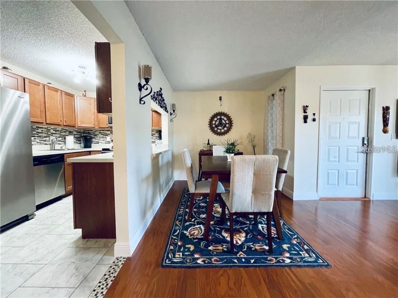 Listing Photo 5