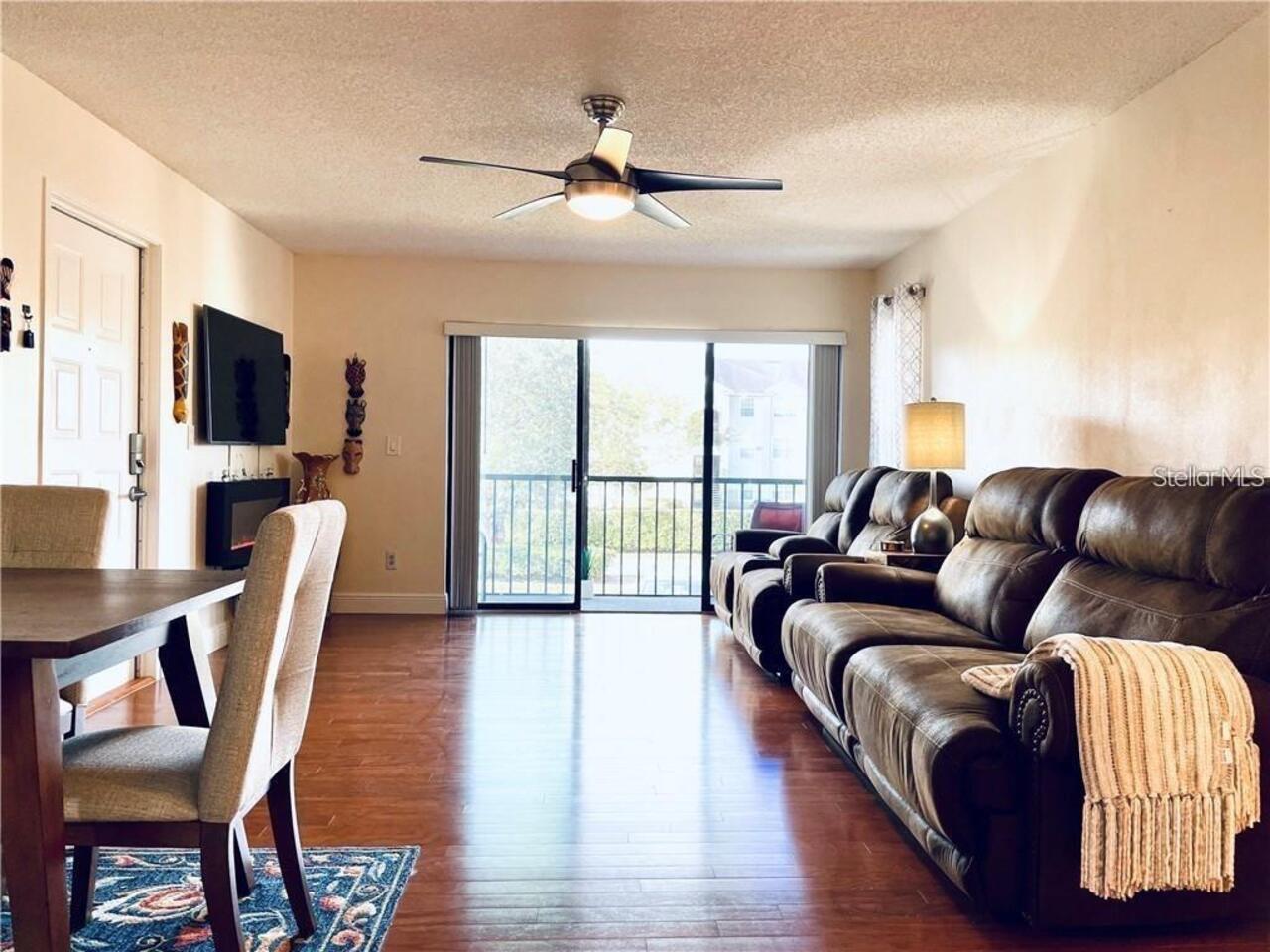 Listing Photo 8