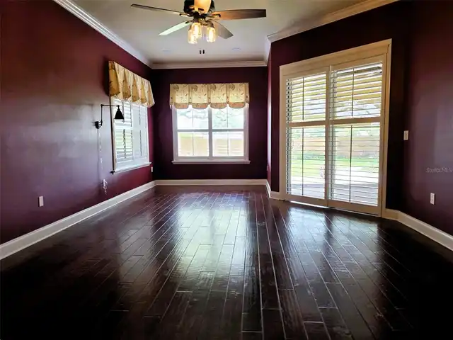 Listing Photo 17