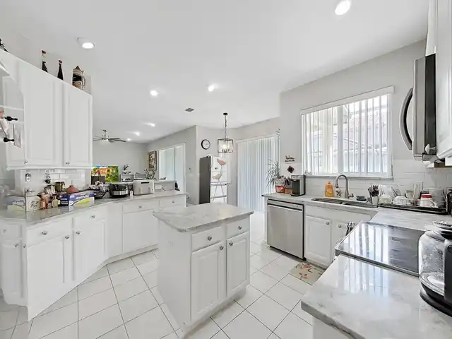 Listing Photo 21