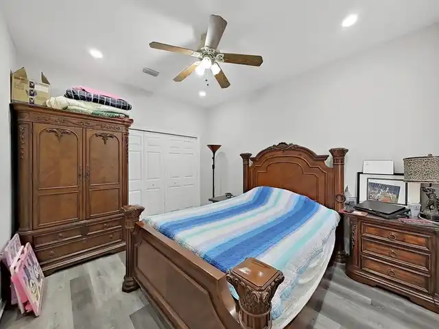 Listing Photo 35
