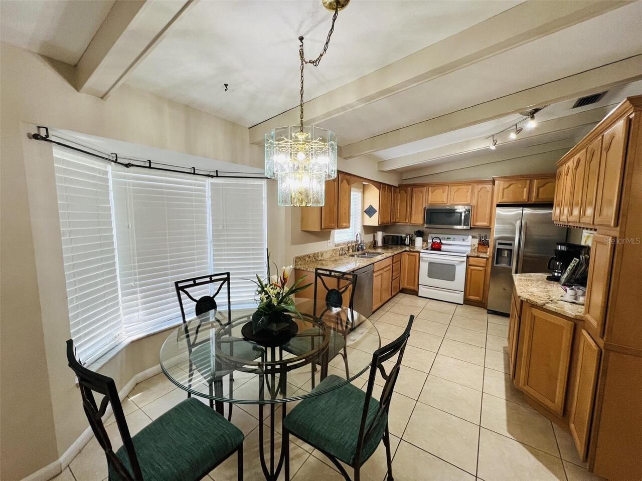Listing Photo 16