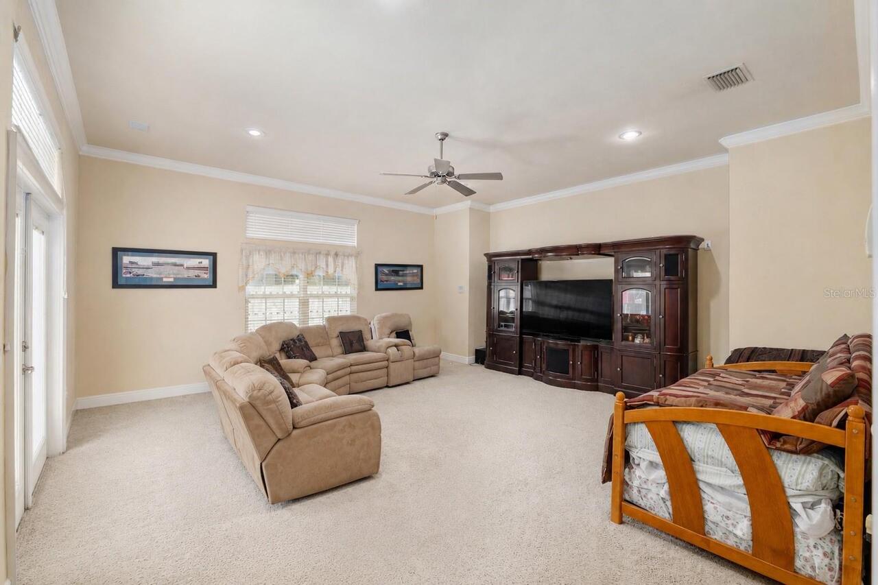 Listing Photo 42