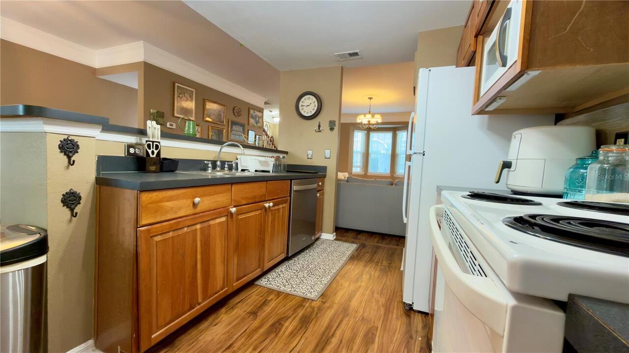 Listing Photo 37