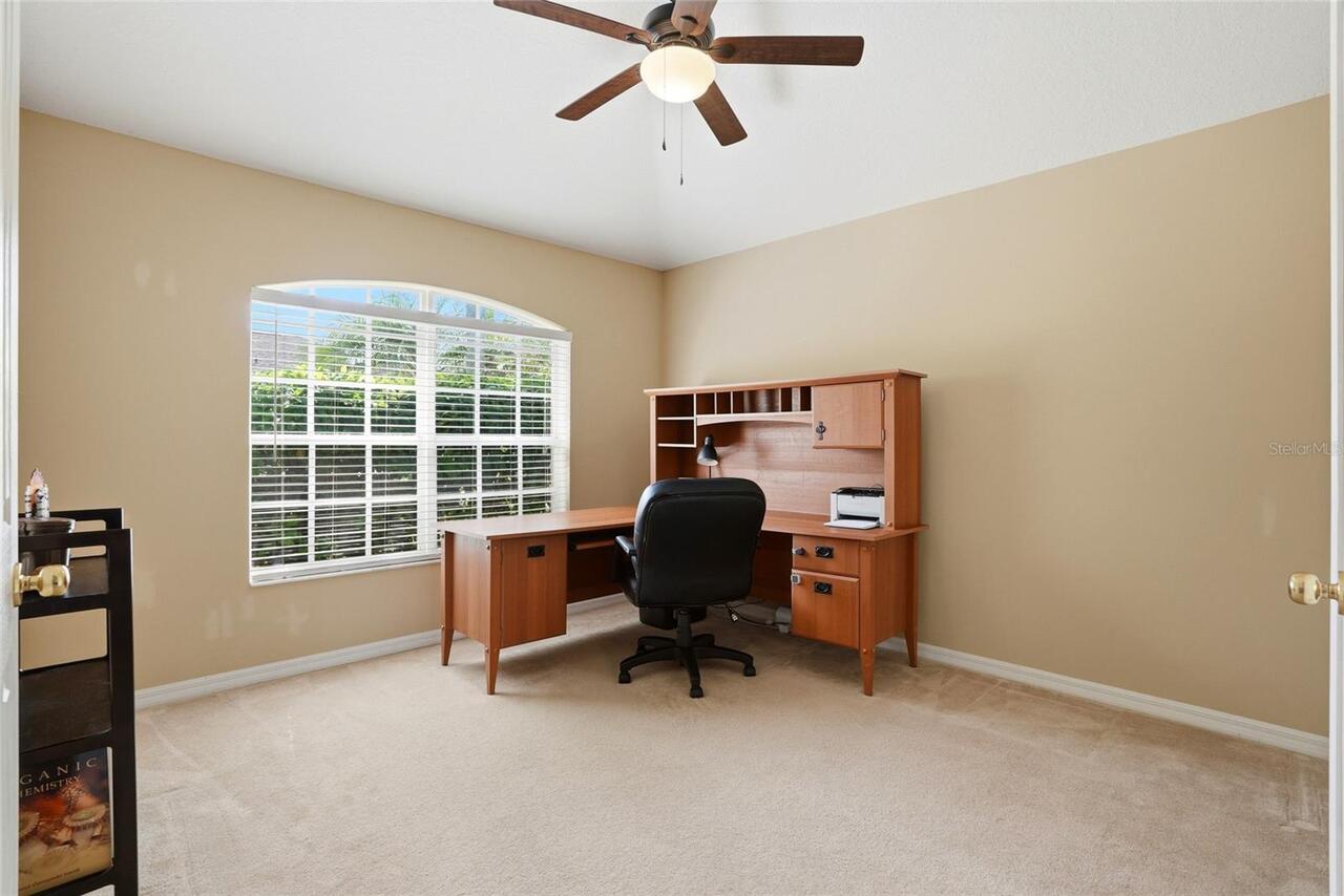 Listing Photo 10