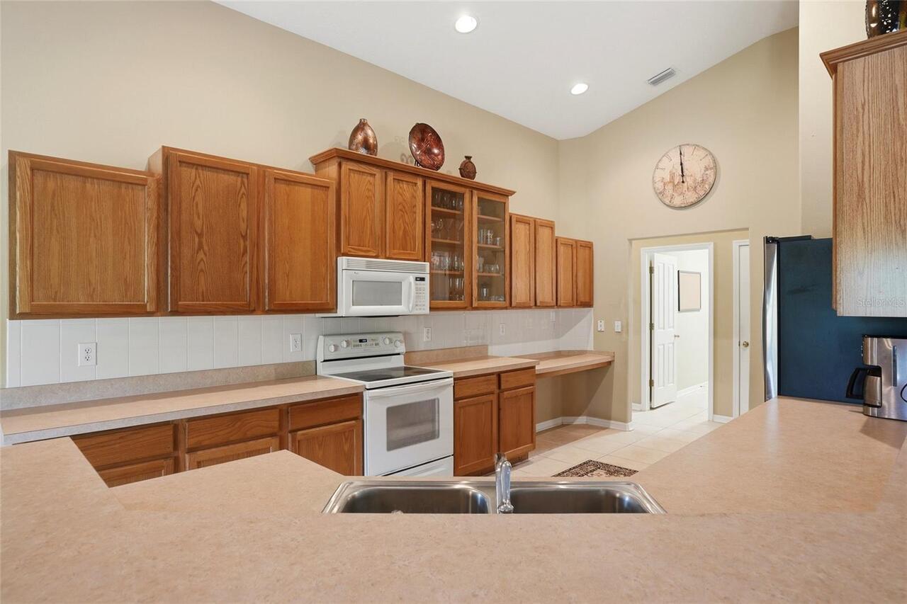 Listing Photo 16