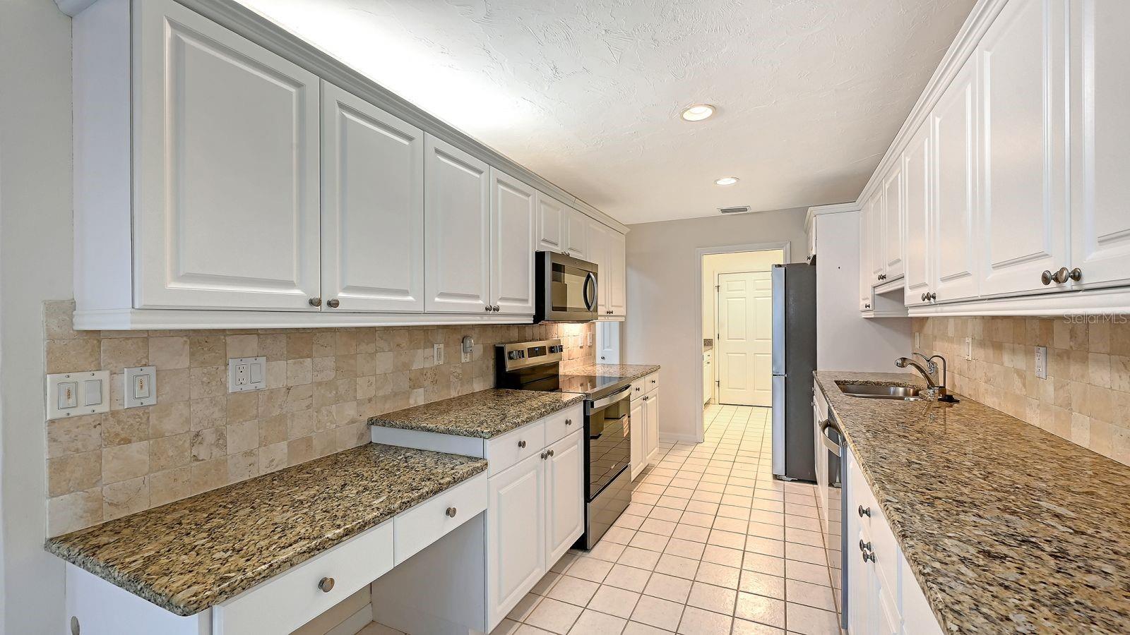 Listing Photo 16