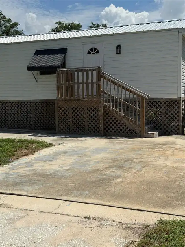 Listing Photo 11
