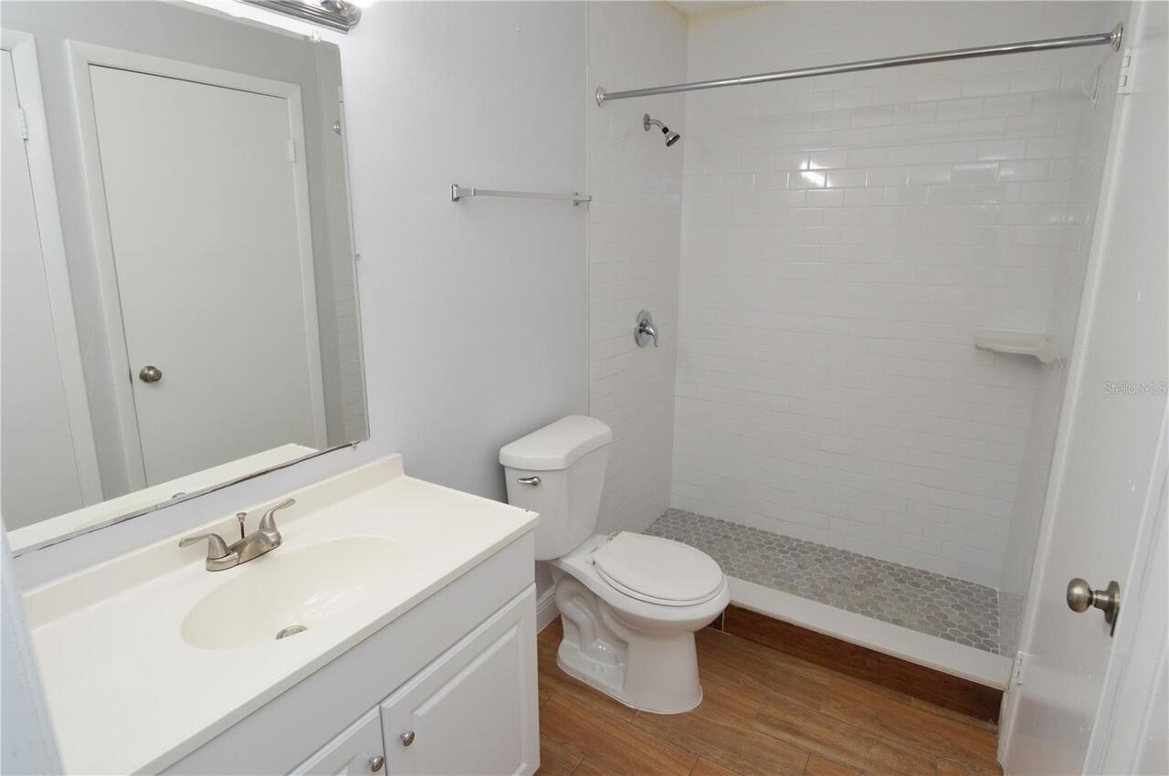 Listing Photo 34
