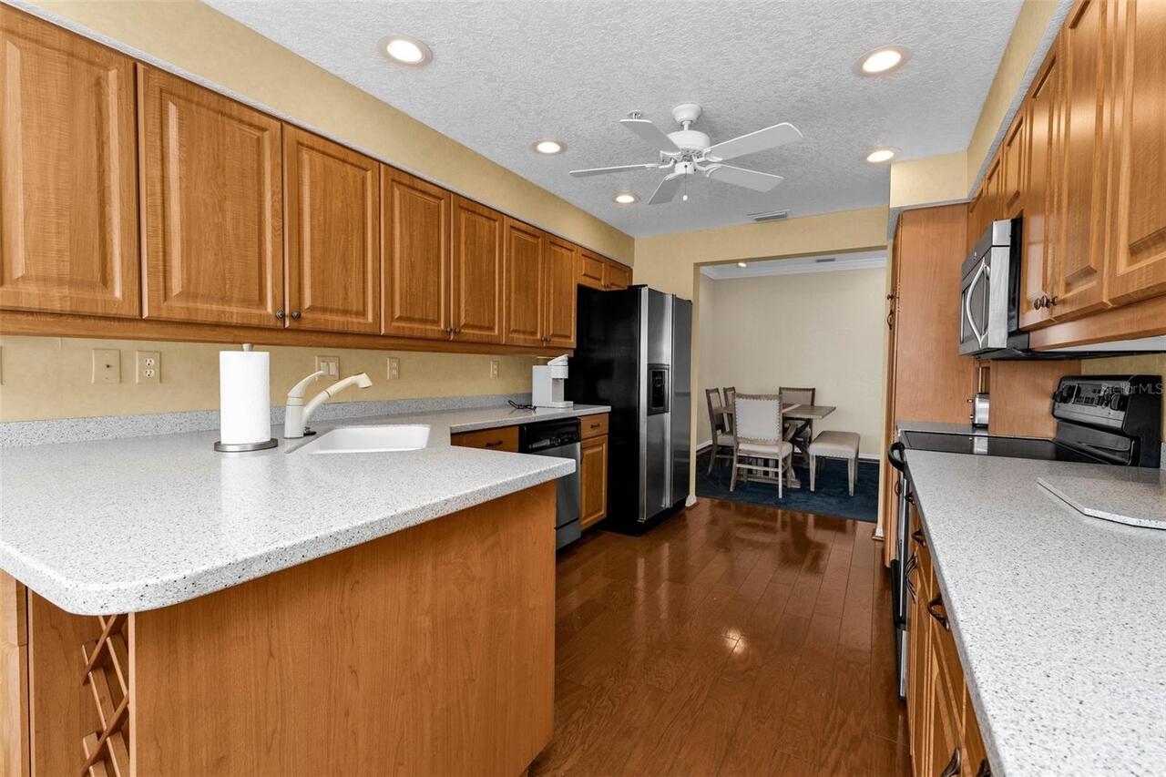 Listing Photo 16