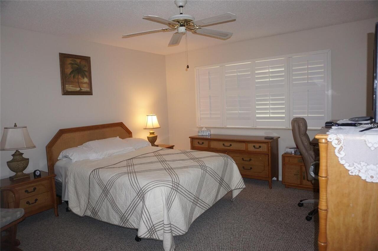 Listing Photo 9
