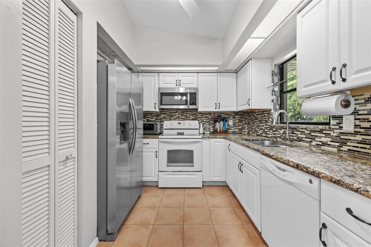 Listing Photo 7