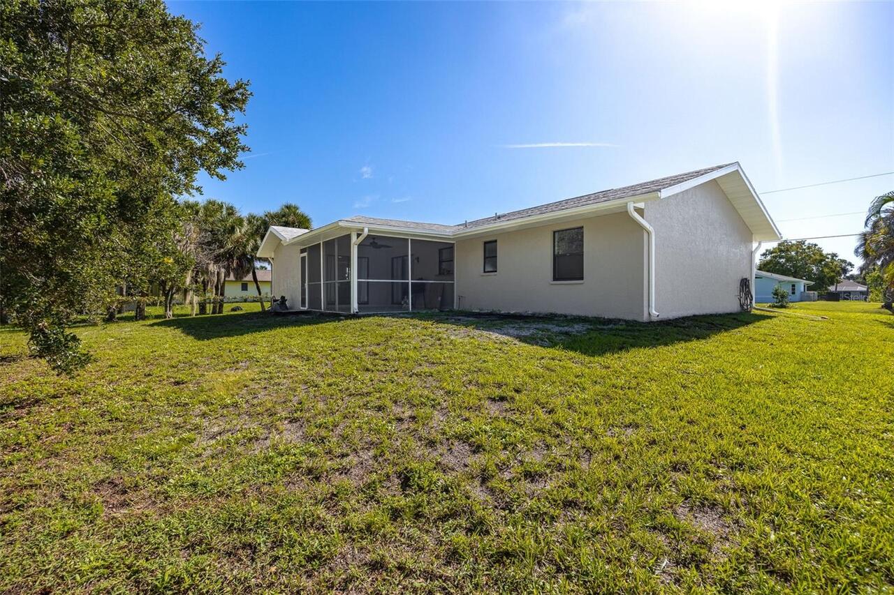 Listing Photo 16