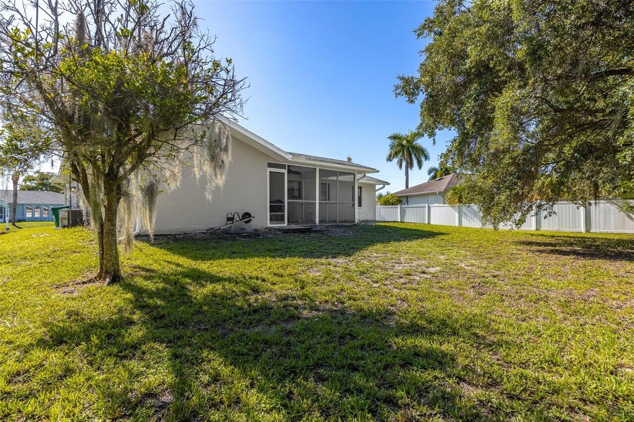 Listing Photo 17
