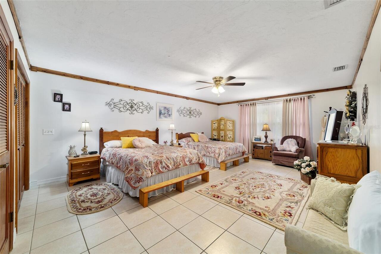 Listing Photo 24